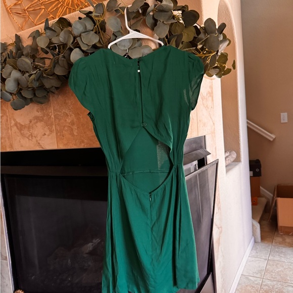 Reformation dress 2 - Picture 3 of 5